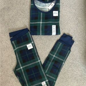 Old Navy Cozy Green and Blue Plaid Pajama Set